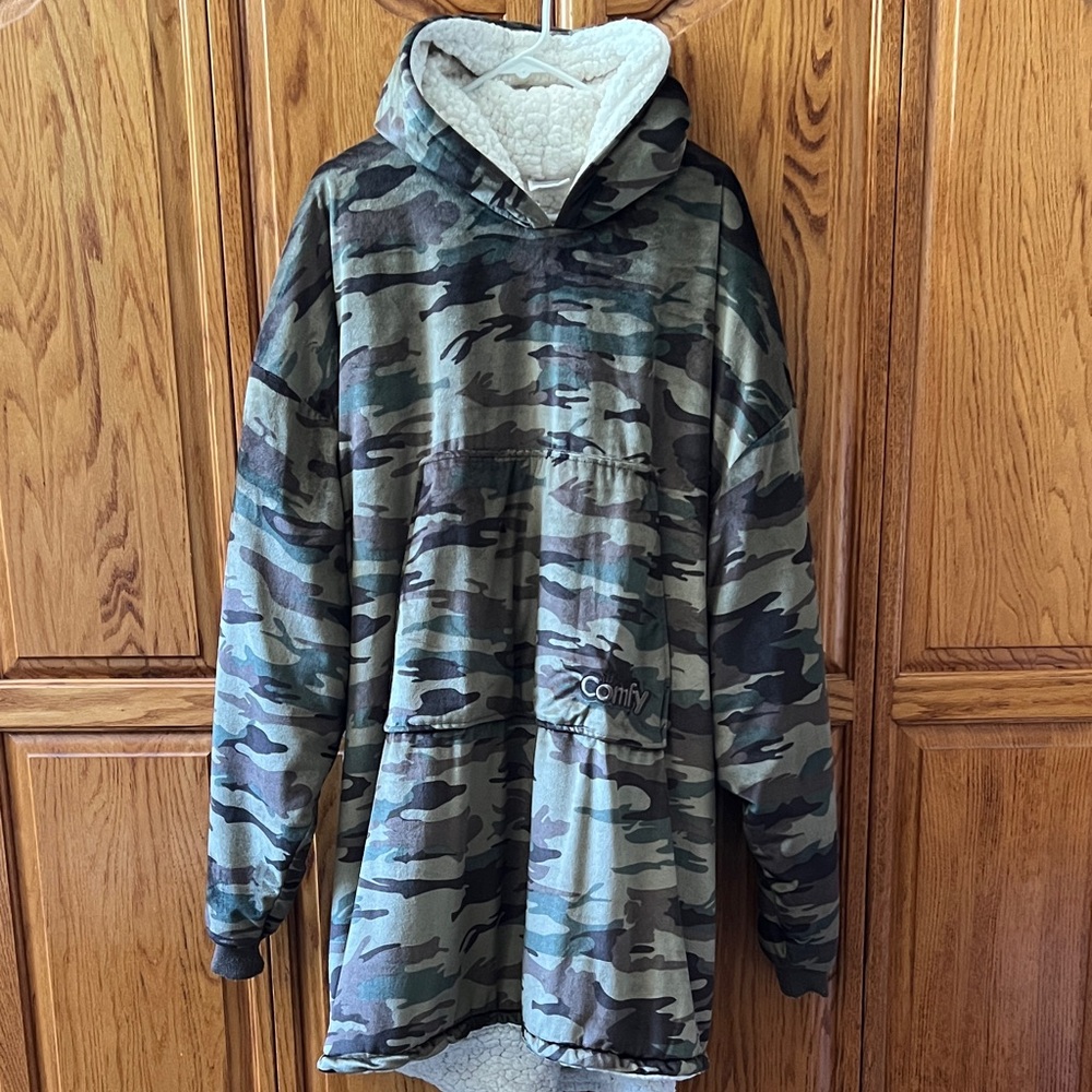Camo Sherpa-Lined Oversized Hoodie - Green Camo. Original Comfy brand.
